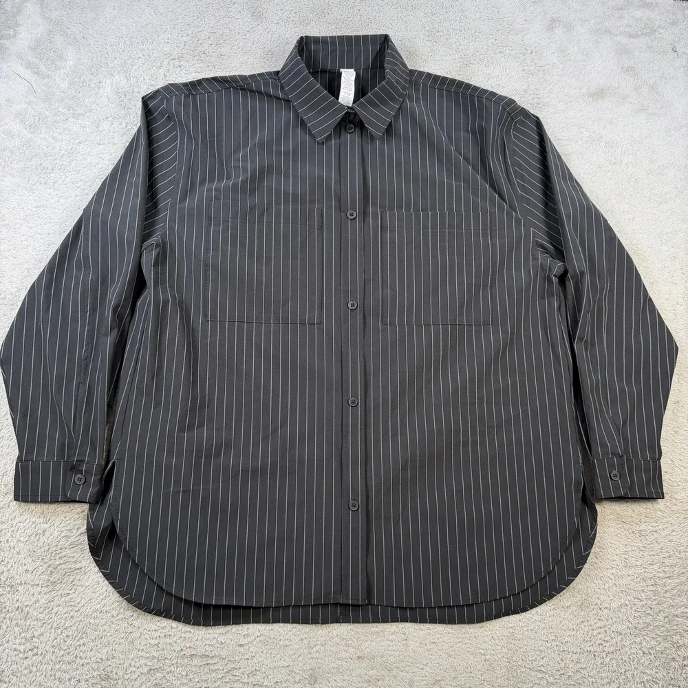 ALO Yoga Shirt Womens Medium Black Pinstripe Daylight Button Down Long Sleeve